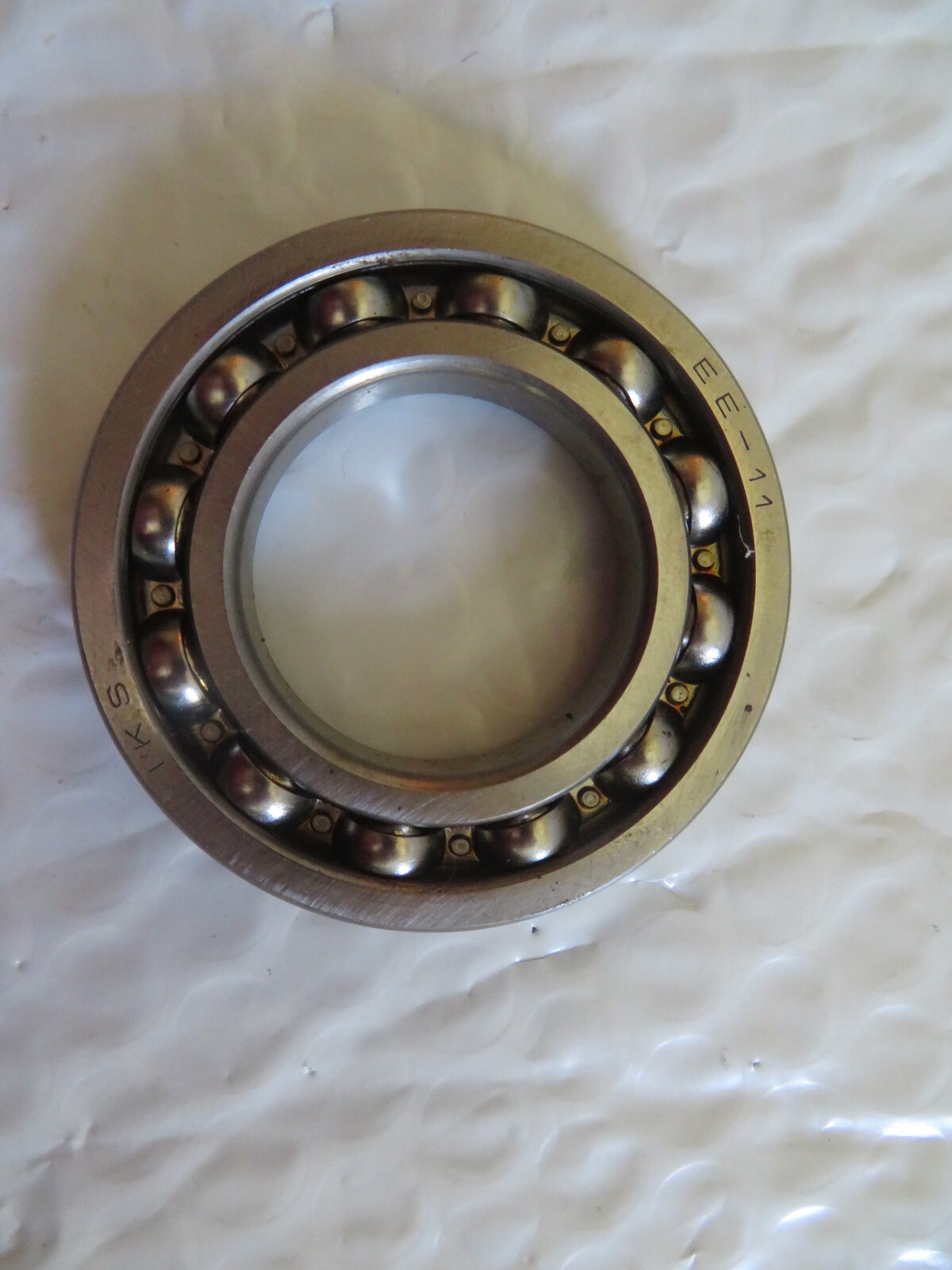 NEW IKS EE-11 BALL BEARING EE11 “PLEASE SEE PICTURES OF ACTUAL ITEM”