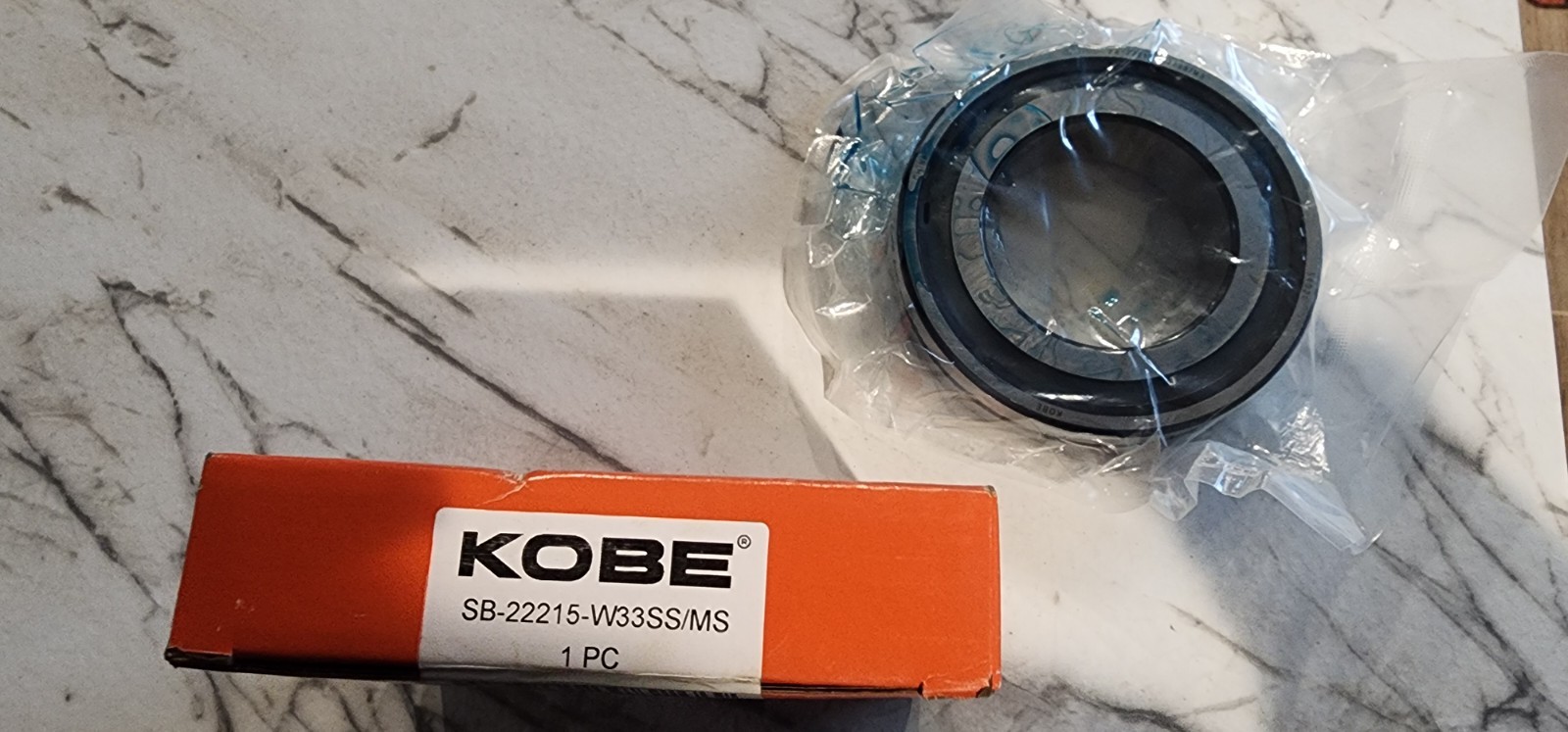 KOBE SPHERICAL ROLLER BEARING 75mm X 130mm X 31mm SB 22215 W33 SS/MS