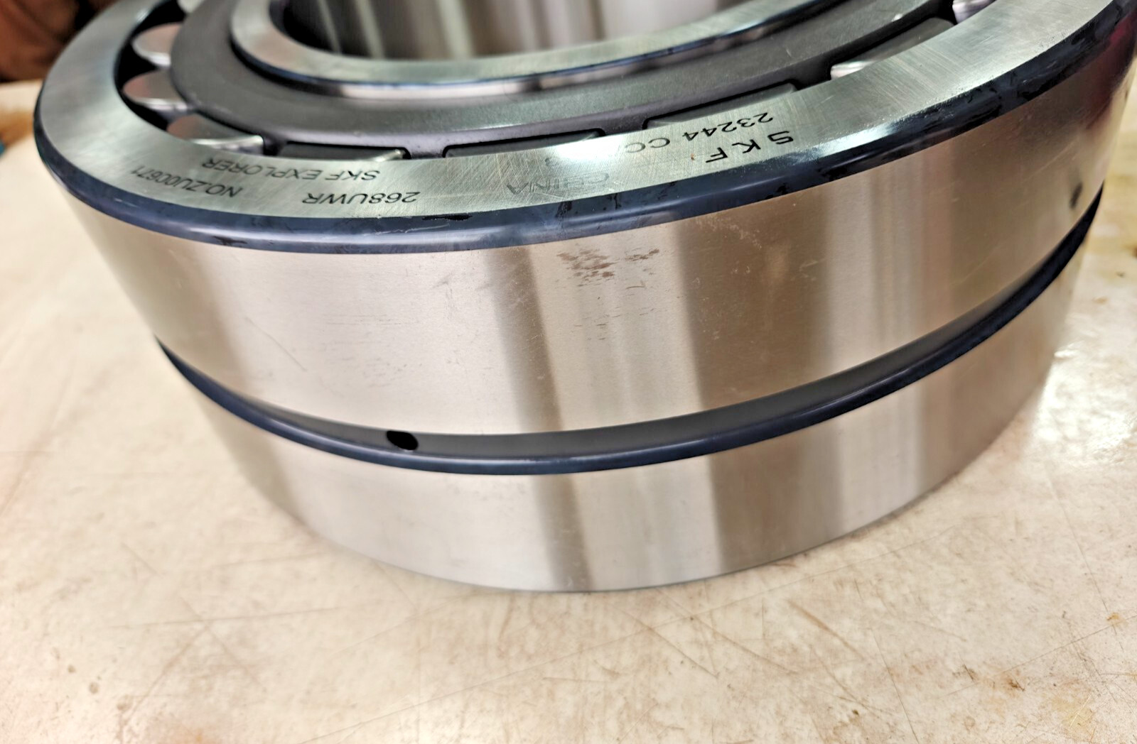 23244 CC/W33 SKF Spherical Roller Bearing 220 x 400 x 144 mm SKF 23244CC/W33