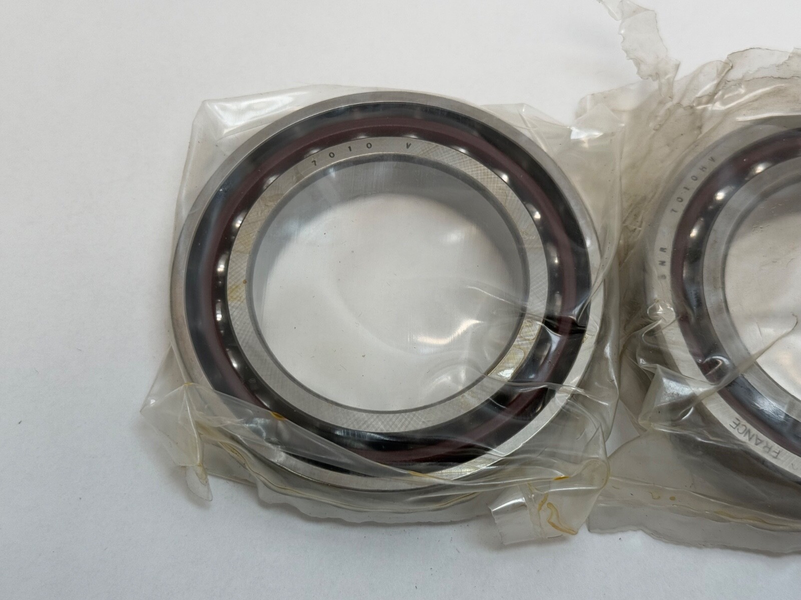 SNR 7010HVDUJ74 Bearing 7010-E-T-DUL-P4 7010-H-V-DU-J74 50x80x16 mm 2 Pcs