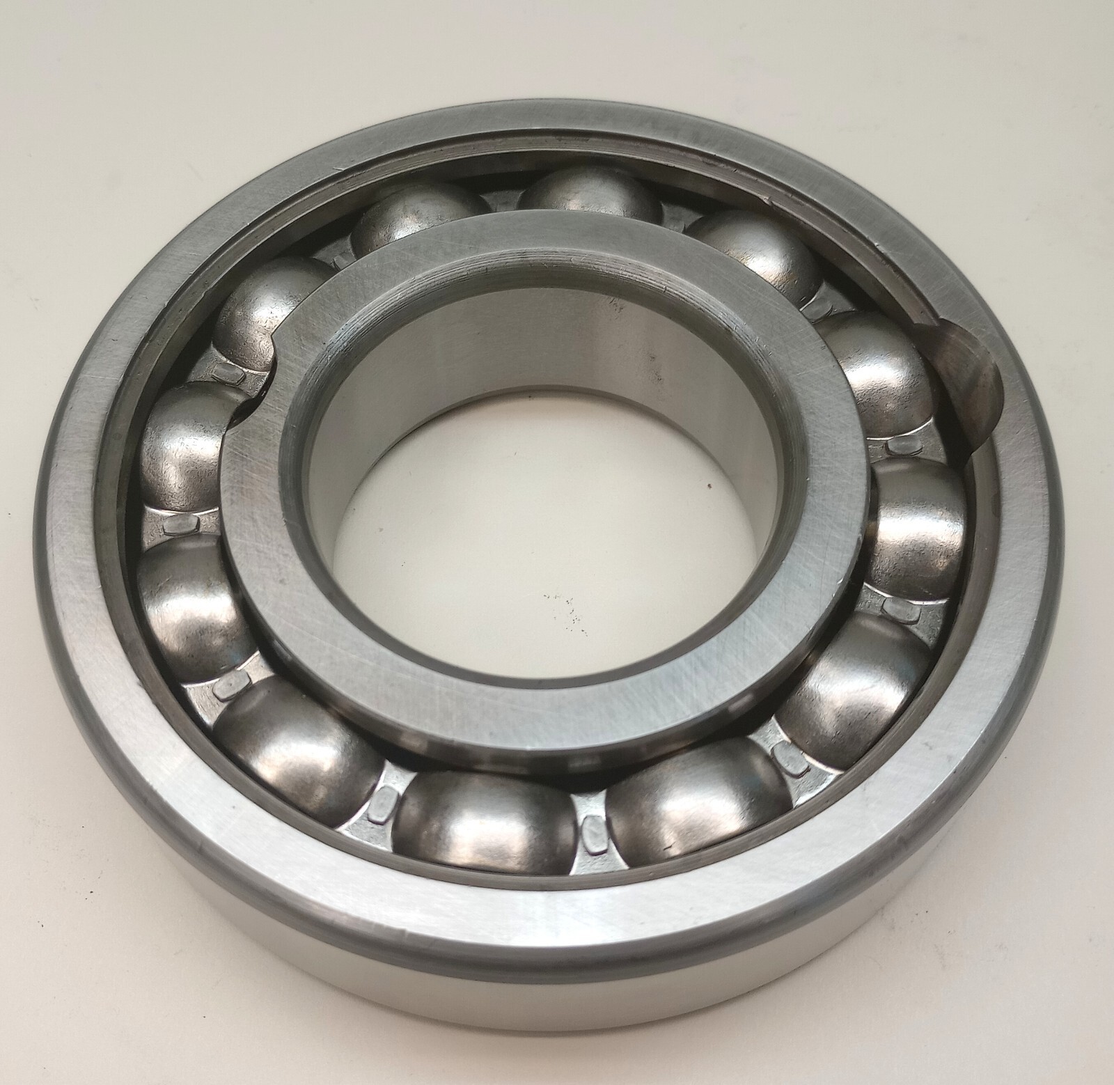 SKF 312-C3 Ball Bearing Deep Groove 60mm ID X 130mm OD X 31mm W