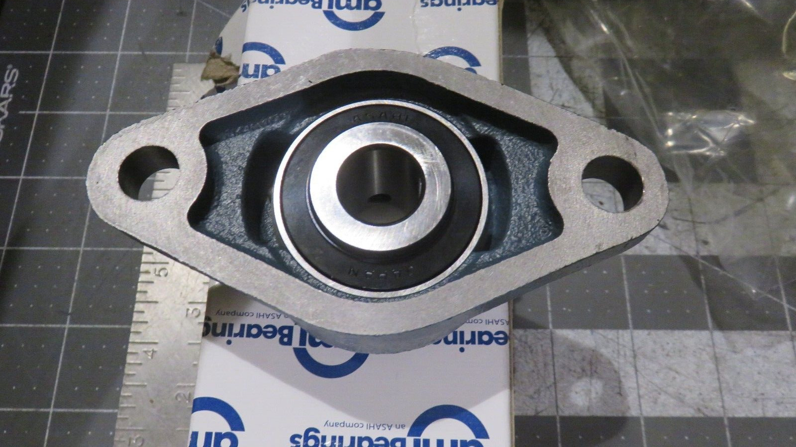 AMI UCFL202-10 2 Bolt Flange-Mount Ball Bearing Unit 5/8″ Bore