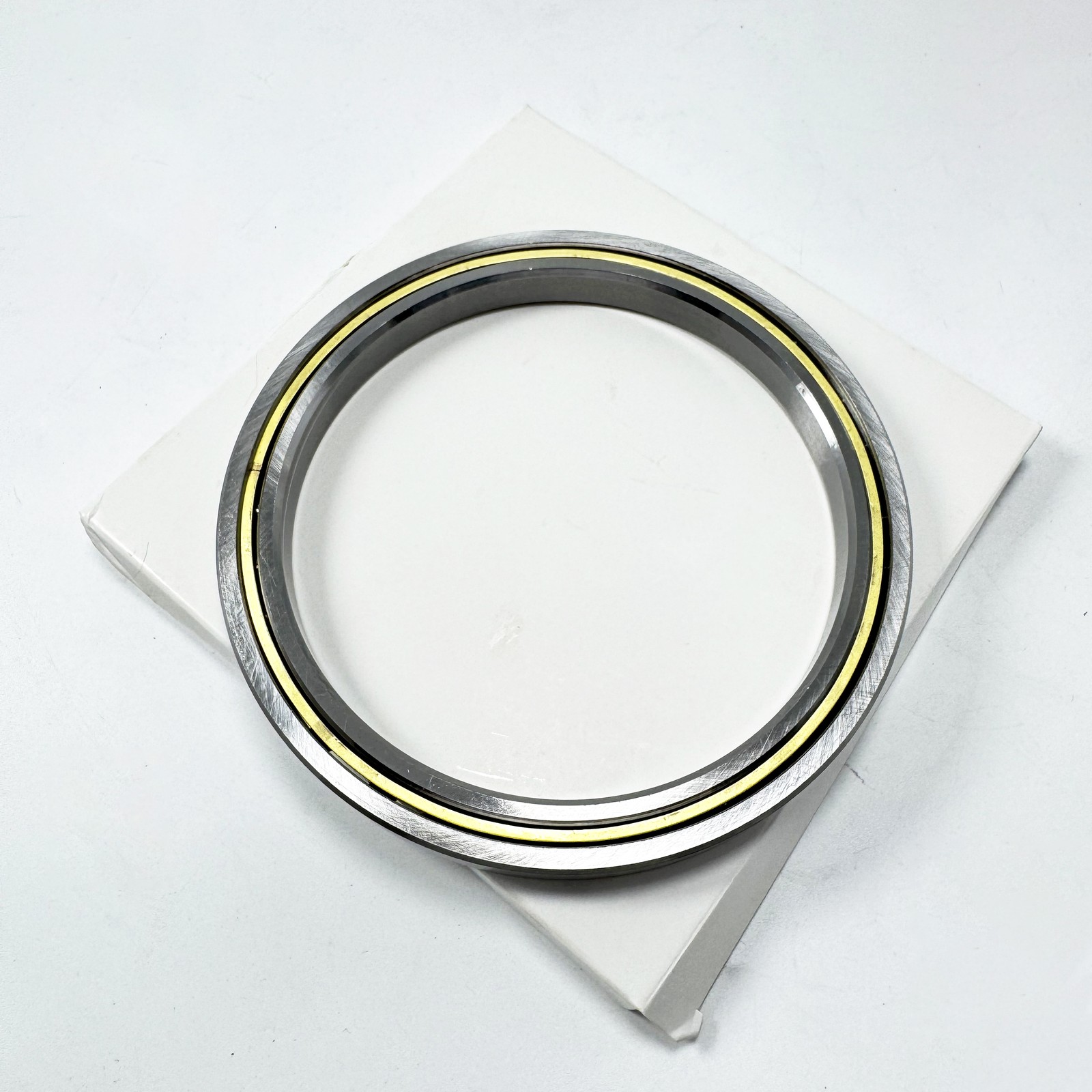 Molded Low Profile Extra Slim Section Roller Bearing fit for Aerospace 1Pc Unit