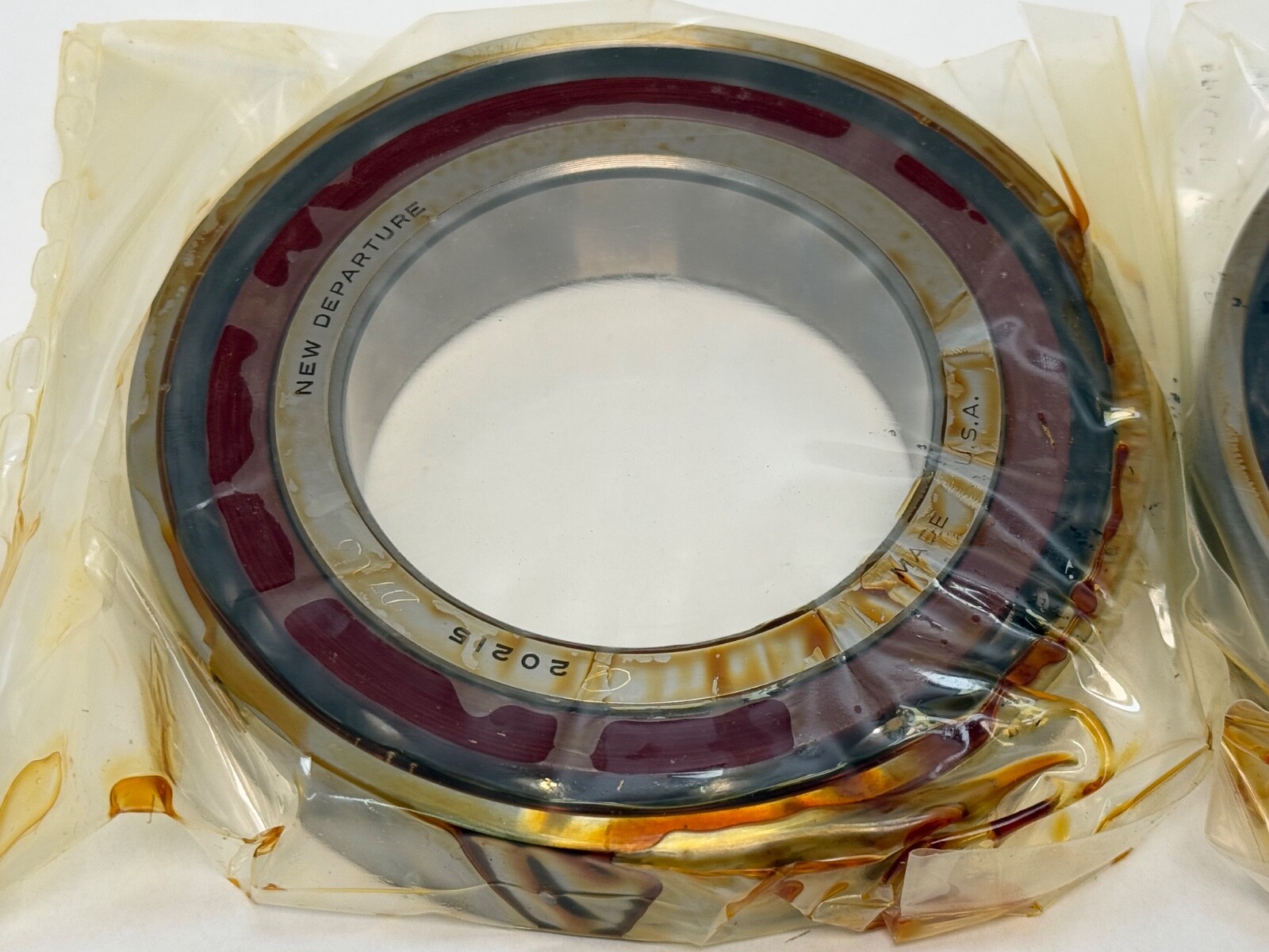 NDH Q20215DTX5A Angular Bearing 7215C Q-20215-DTX-5A 75x130x25 mm