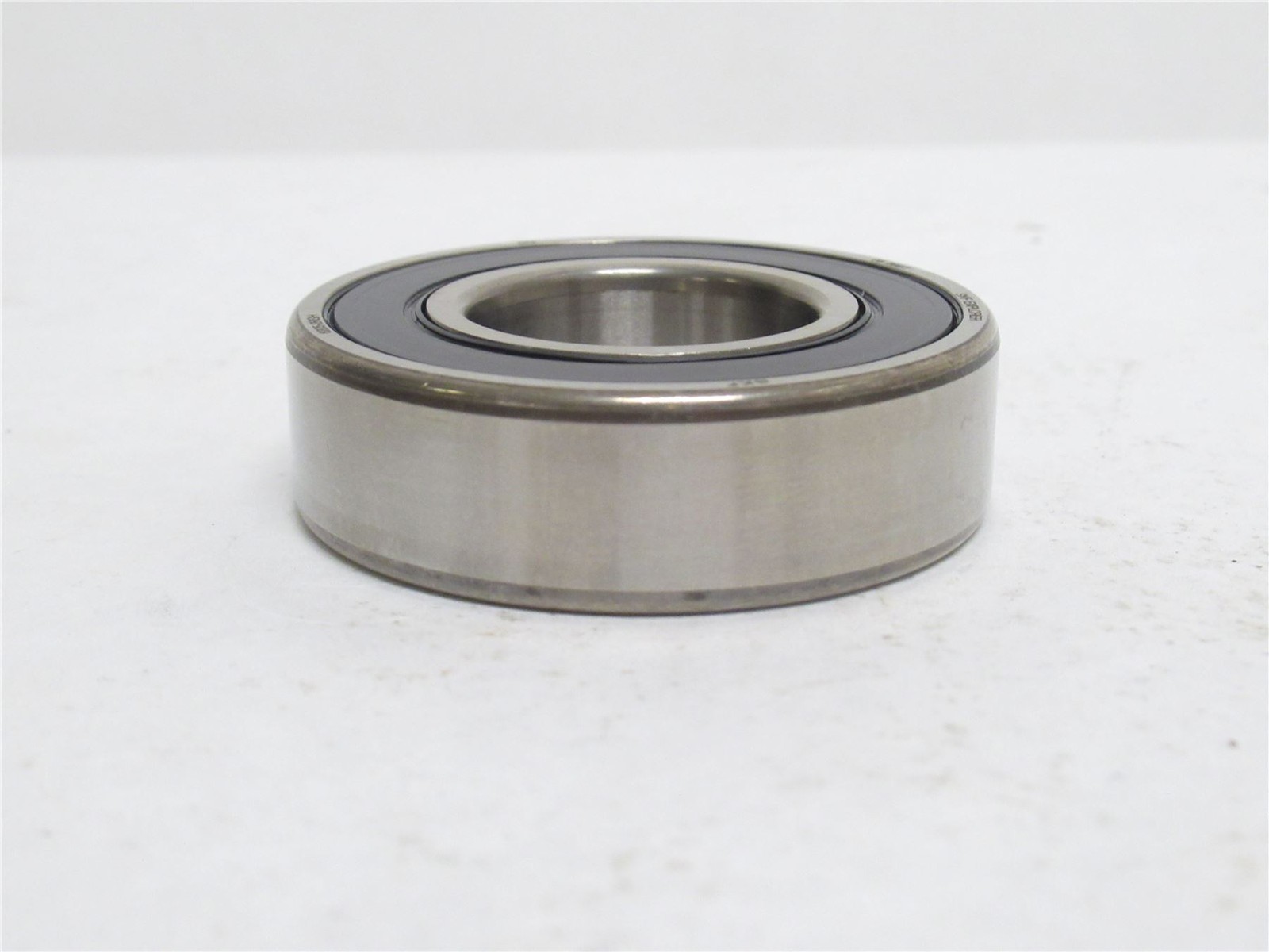 238124 New-No Box; SKF 6205-2RSH Ball Bearing 25mmID x 52mmOD x 15mm Wide