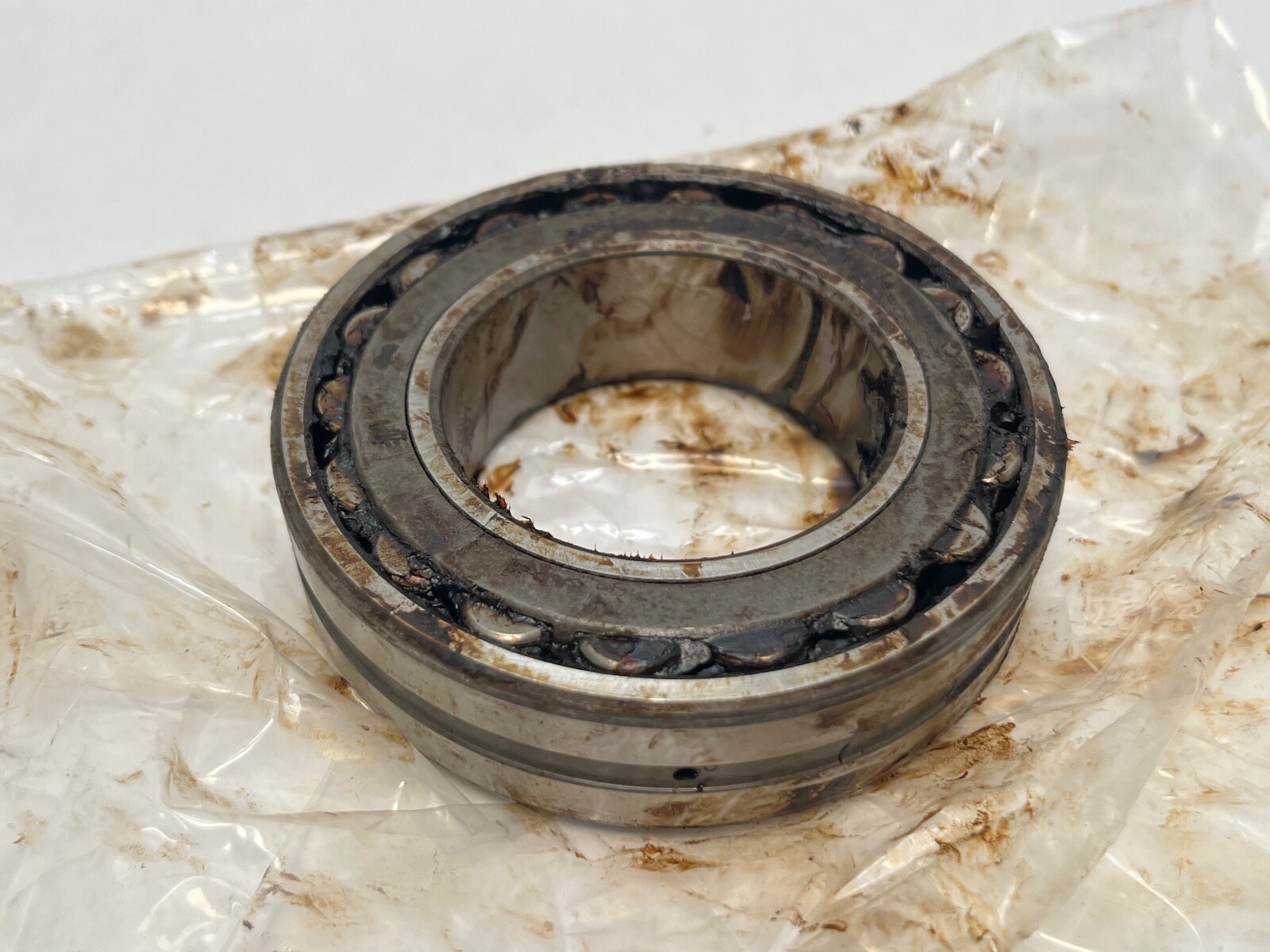 SNR 22210EAKW33C3 Bearing 50x90x23 mm 22210-E-A-K-W33-C3 22210EAKB33J30 Italy