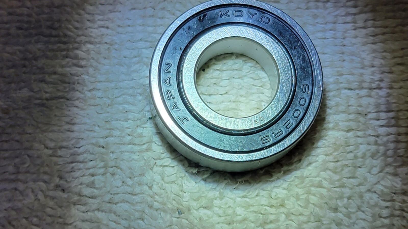 KOYO 6002 2RS Deep Groove Ball Bearing NEW FREE SHIP LOC T1 QTY 1