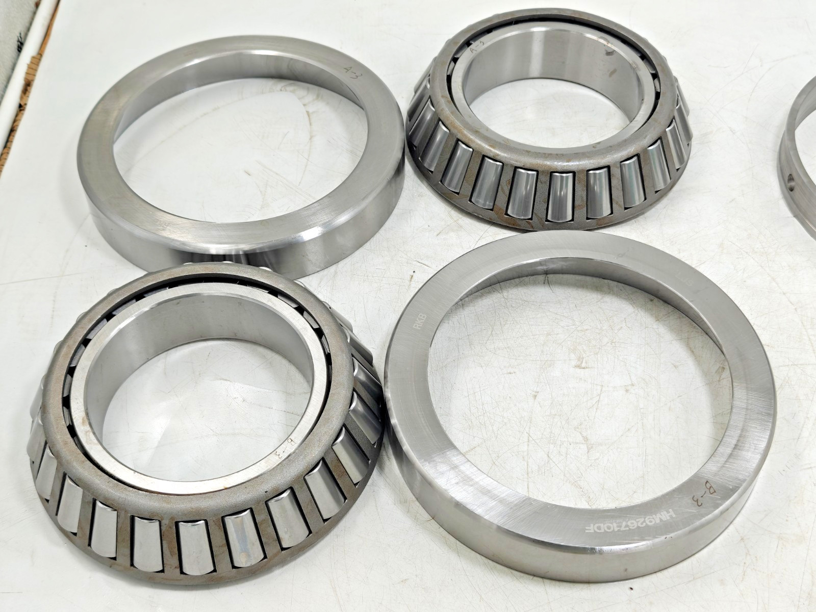 HM926747 DF / HM926710 DF RKB Tapered Roller Bearing Double Row Cup&Cones