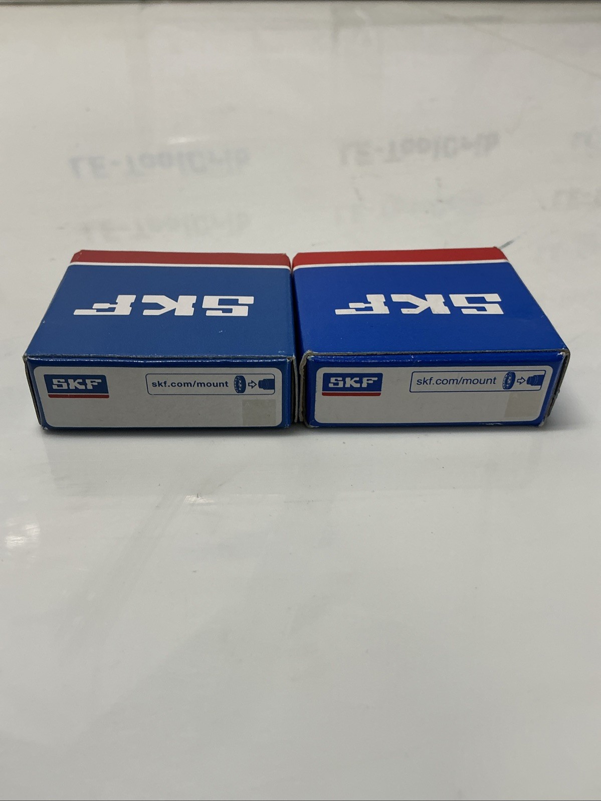 Lot Of 2 SKF 6201 2RSJEM Radial Deep Groove Ball Bearings. X-075