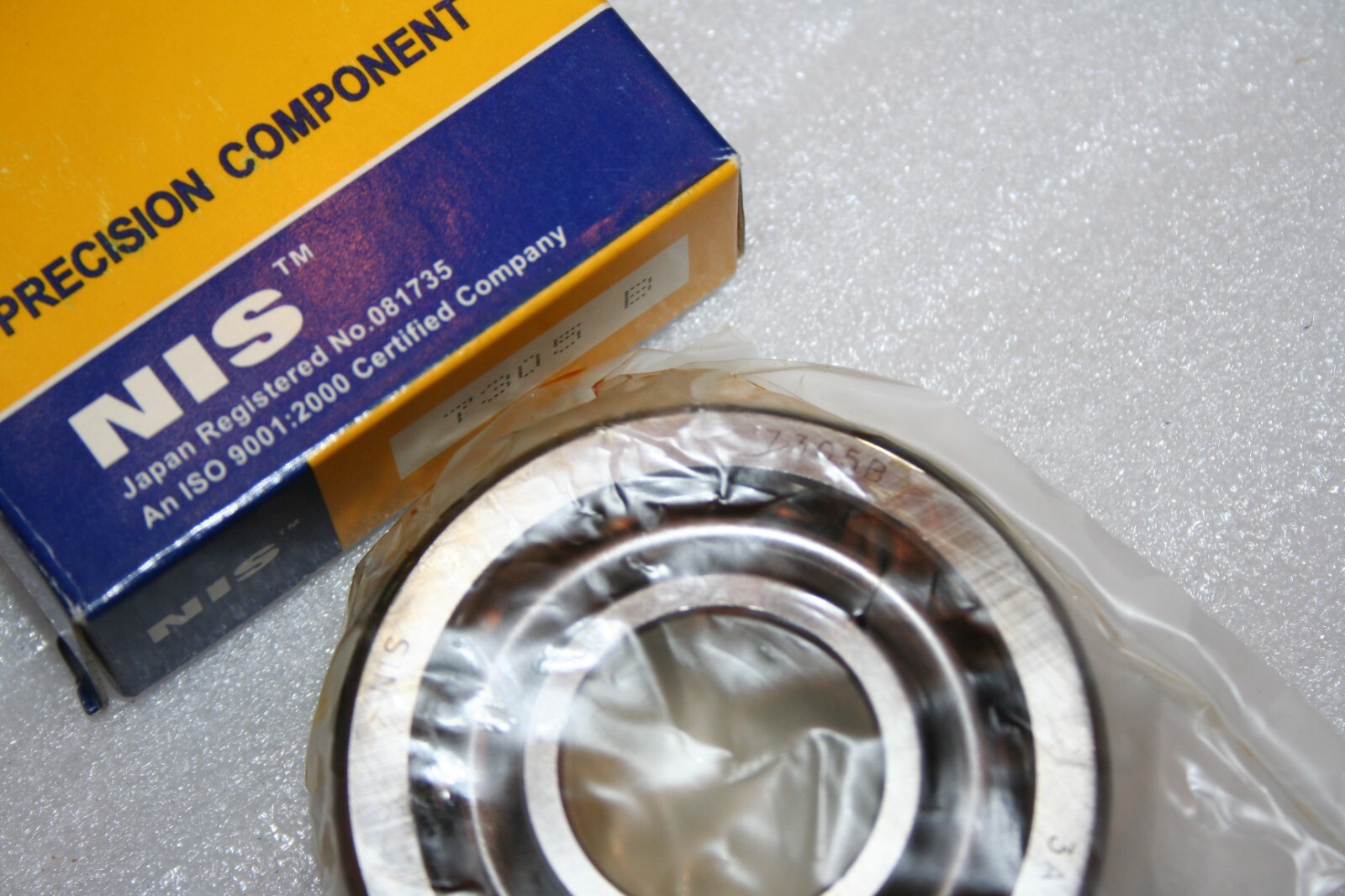 NIS PRECISION COMPONENT 7305B Angular Contact Bearing 25mm x 62mm x 17mm – NEW –