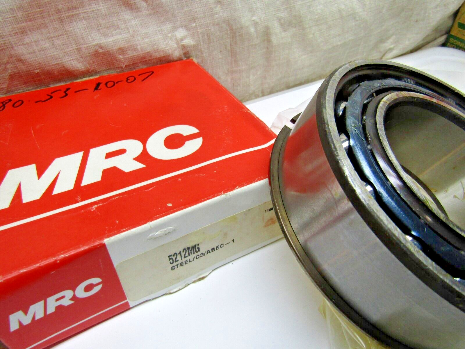 MRC SKF 5212MG 60mm X 110mm X 1-7/16″ Angular Contact Bearing with Snap Ring