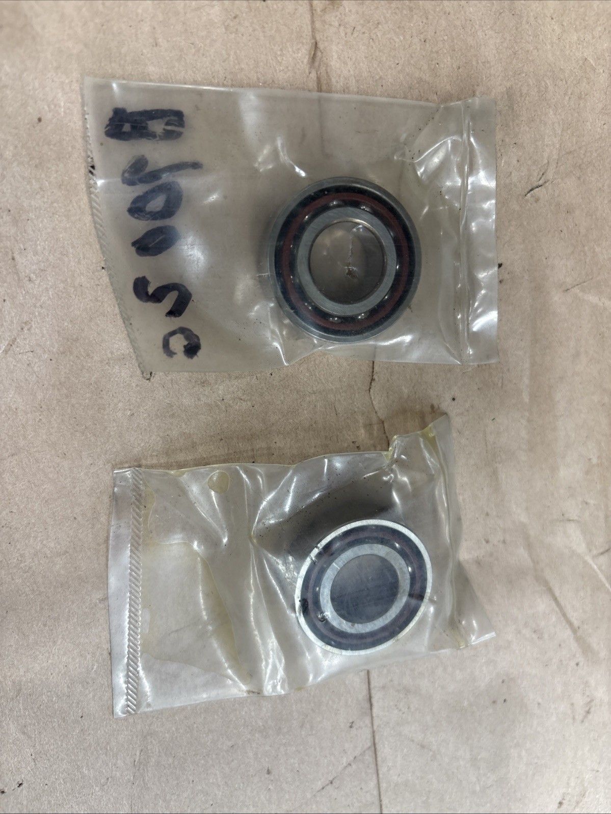 (Lot 0f 3) B7002C.T.P4S.UL Spindle Angular Contact Ball Bearing 15x32x9 mm