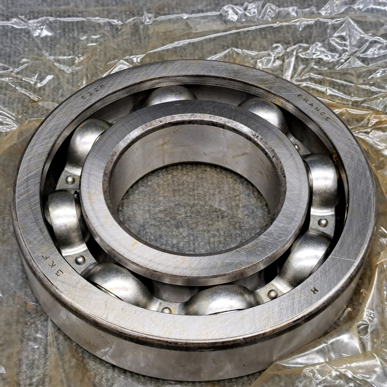 SKF 6320 Deep Groove Ball Bearing 100x215x47(mm) Made in France