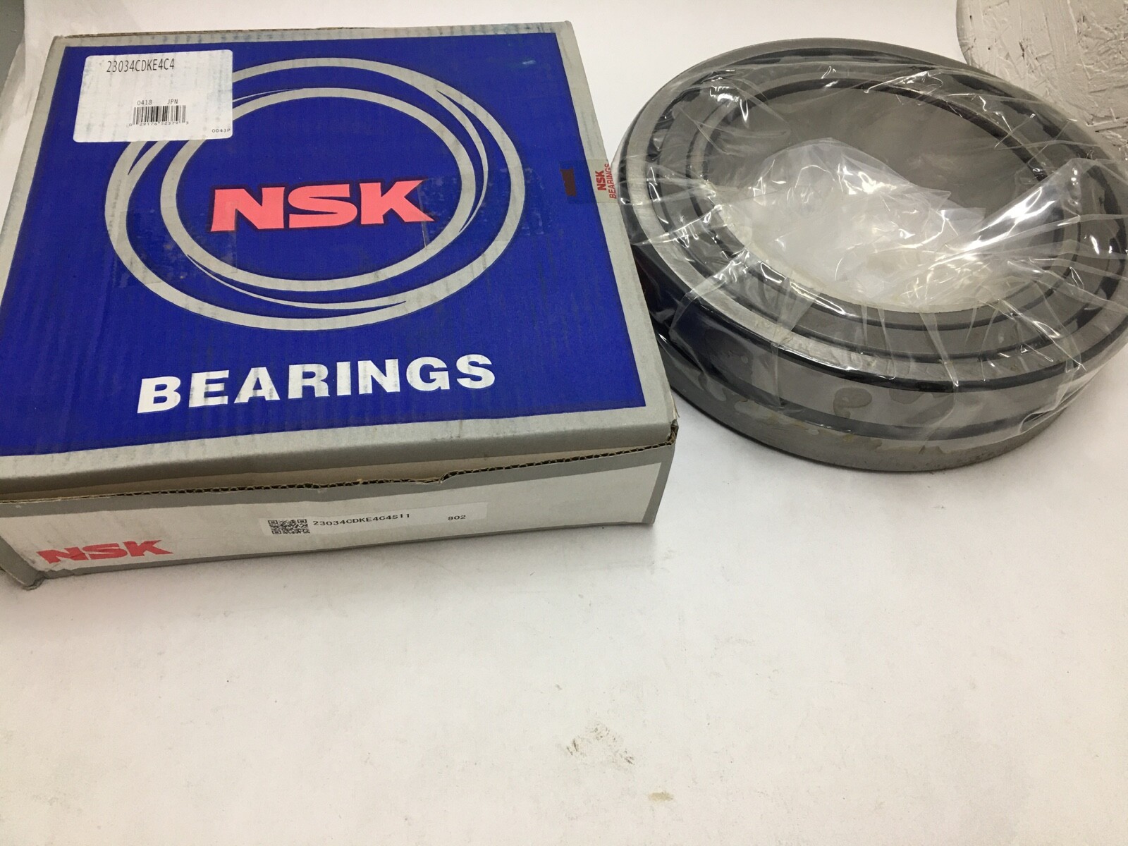 NSK 23034CDKE4C4 Spherical Roller Bearing 170x260x67 mm 23034 CD K E4C4 23034K