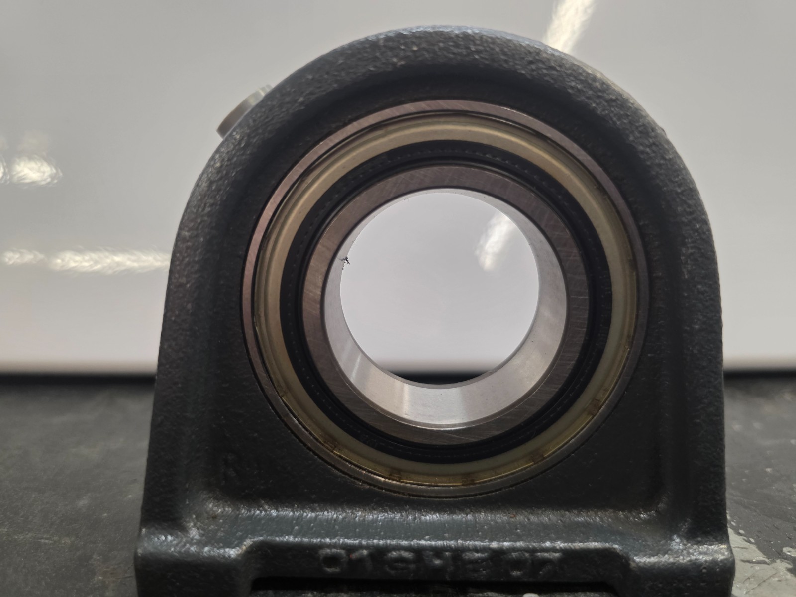 INA GSH 35 RRB Pillow Block Bearing Unit 35mm Bore w/ Lock Collar & Hardware NEW