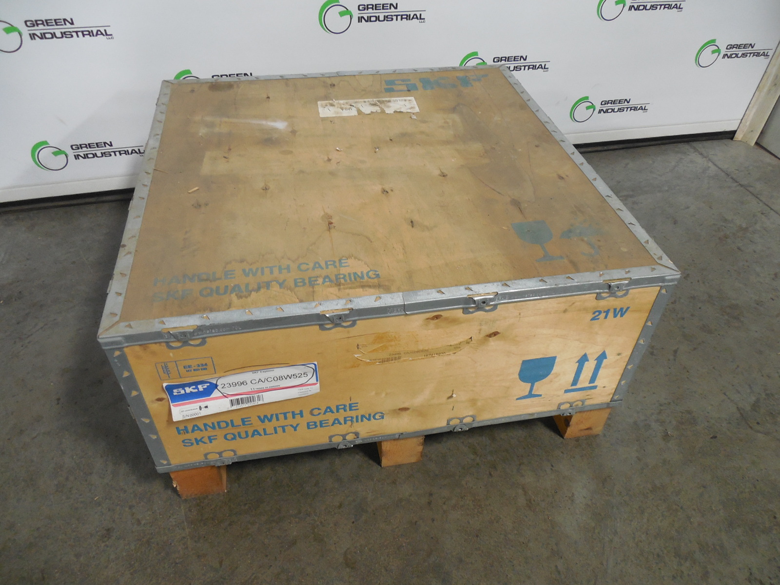 NEW SKF 23996 CA/C08W525 Spherical Roller Bearing 480mm ID 650 mm OD 128 mm Wide