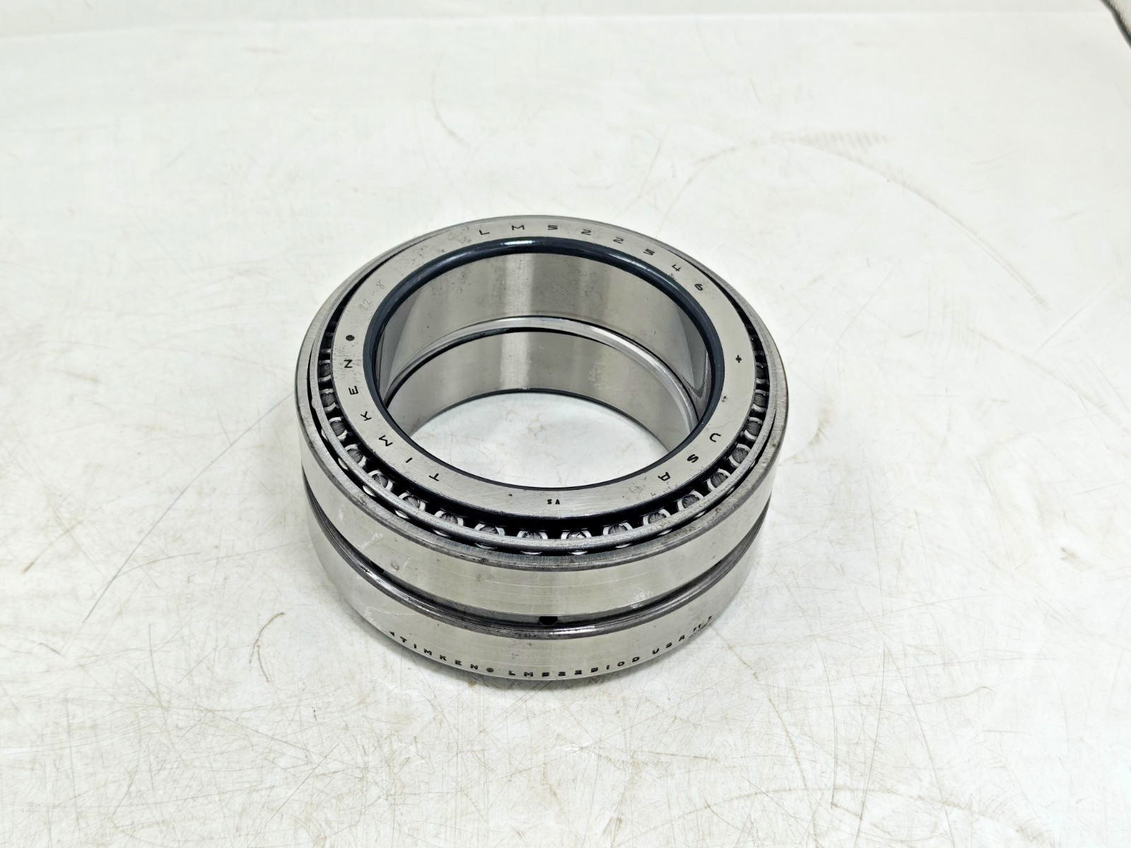 LM522546 / LM522510D Timken Double Row Tapered Roller Bearing LM522546/LM522510D