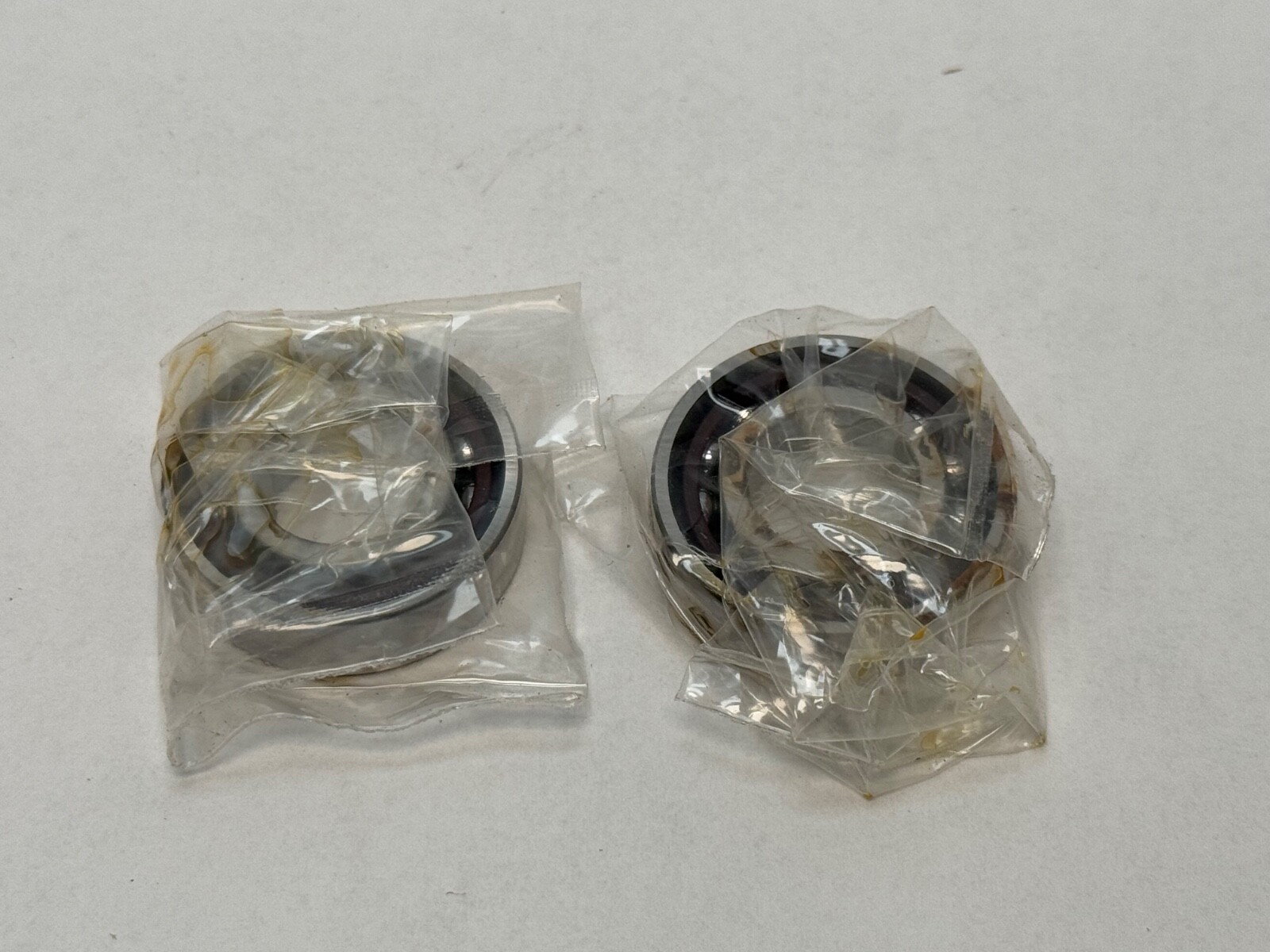 SNR 7002CG1DUJ74 Angular Bearing 7002-C-T-DUL-P4 7002-C-G1-DU-J74 15x32x9 mm