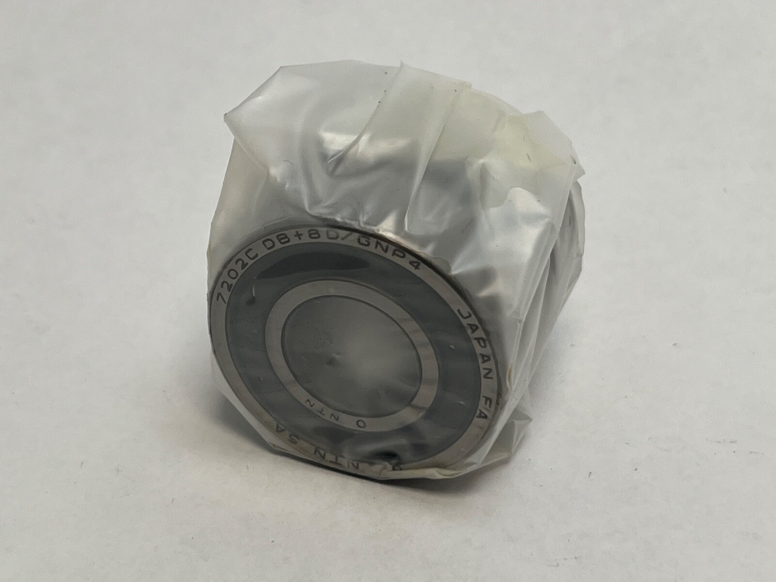 NTN 7202CDBGNP4 Angular Bearing 15x35x11 mm 7202C 7202 C DB 8D GN P4 Japan 2 Pcs
