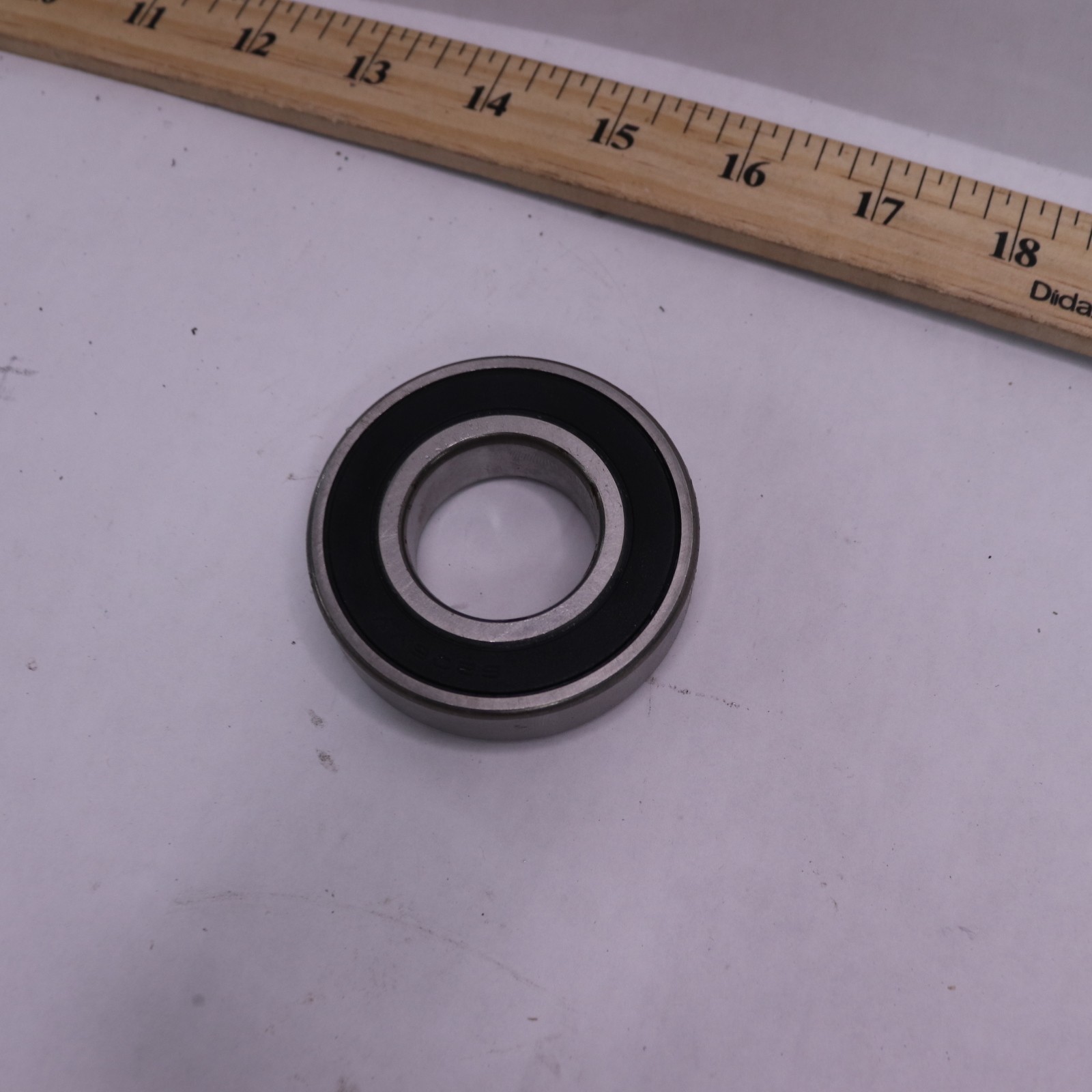 Single Row Deep Groove Ball Bearing 30mm Bore x 62mm OD x 16mm Width