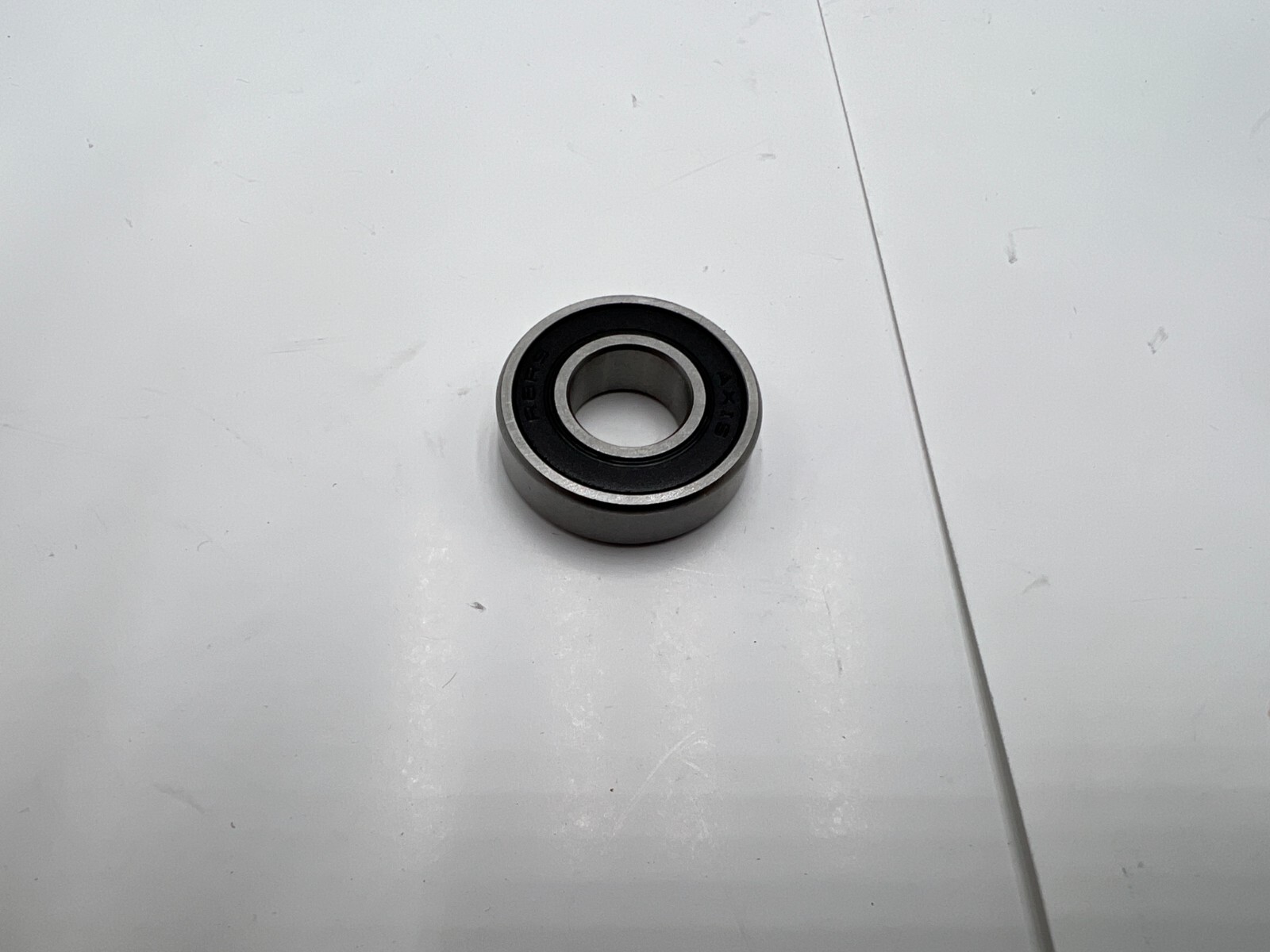 (qty 30) Axis R8RS Rubber Sealed Ball Bearings 1 1/8″ x 5/8″ x 1/4″