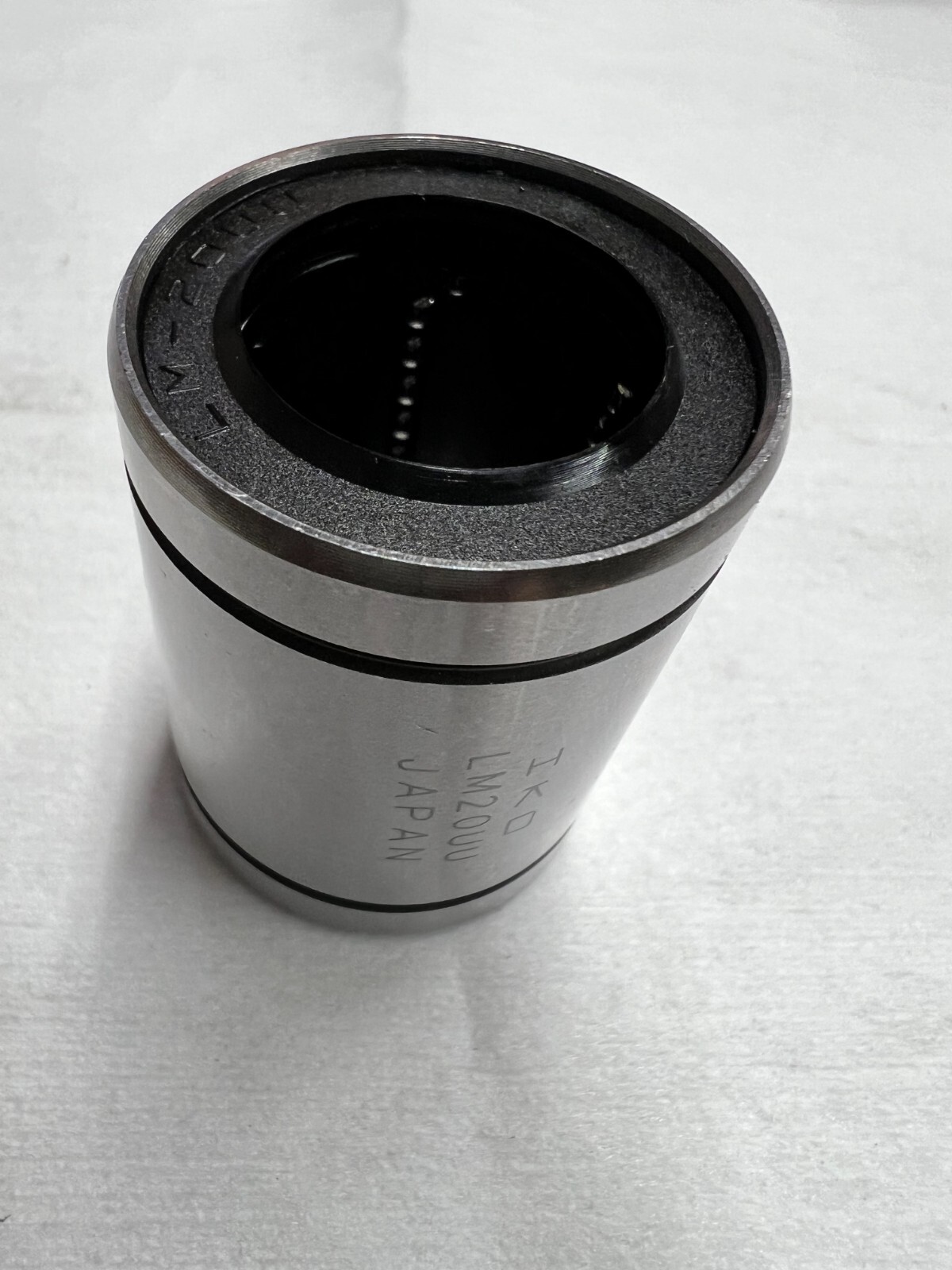 IKO LM20UU Linear Ball Bearing, Single, LM Series 20mm X 32mm X 42mm NEW