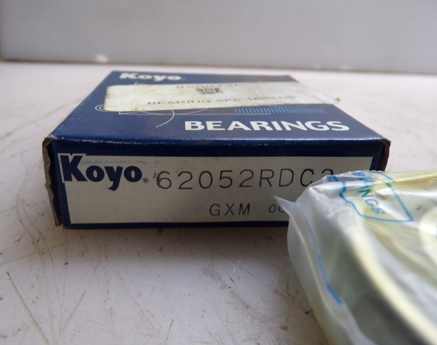 NEW Koyo 62052RDC3 Single Row Ball Bearing Double Seals 25mm x 52mm x 15mm