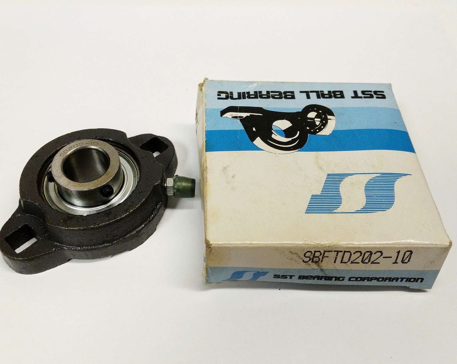 SST BEARING CORP SBFTD202-10 SB202-10 Flange Bearing New