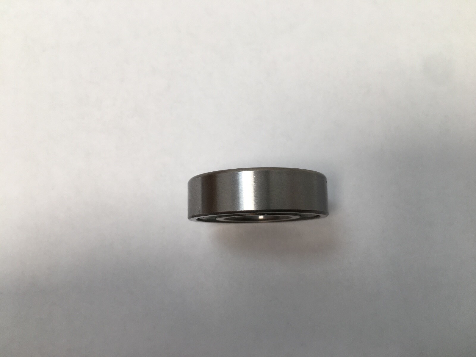 NSK 6002DU Bearing Single Rubber Seal 15x32x9 mm 6002 DU RS GU152G 6002RS