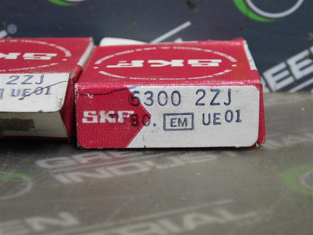 NEW Lot of 3 SKF 6300 2ZJ Deep Groove Ball Bearings 10mm Bore 35mm OD 11mm W