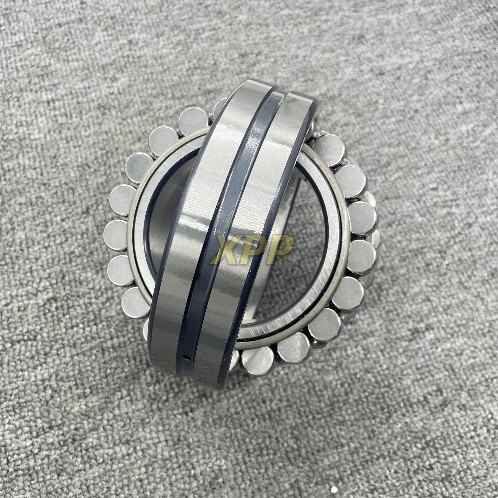 22215E/C3 NEW 1PC SPHERICAL ROLLER BEARING Fit FOR SKF 75x130x31 (mm)