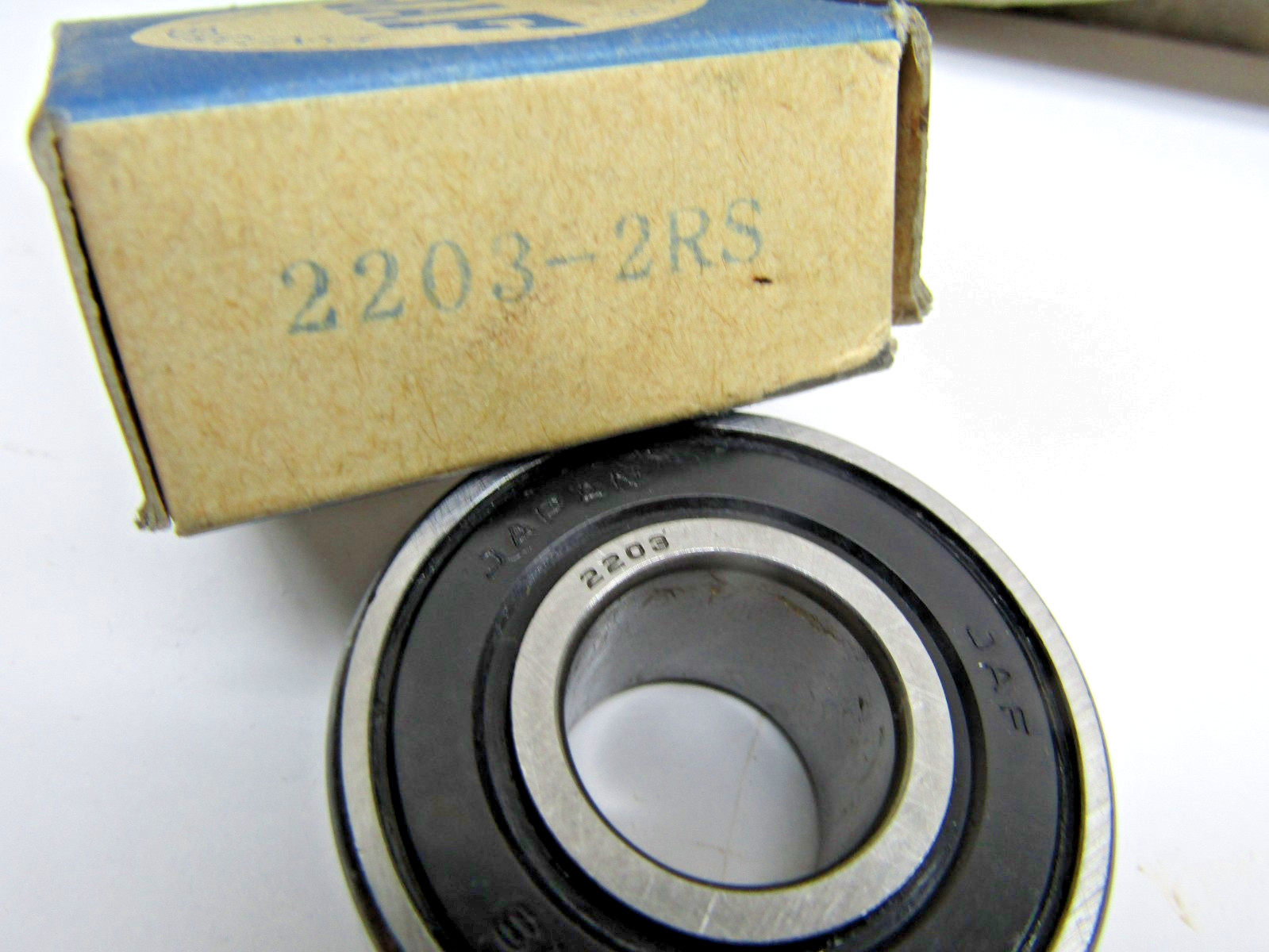 JAF 2203-2RS 17mm X 40mm X 16mm Sealed Self Aligning Bearing Made in Japan