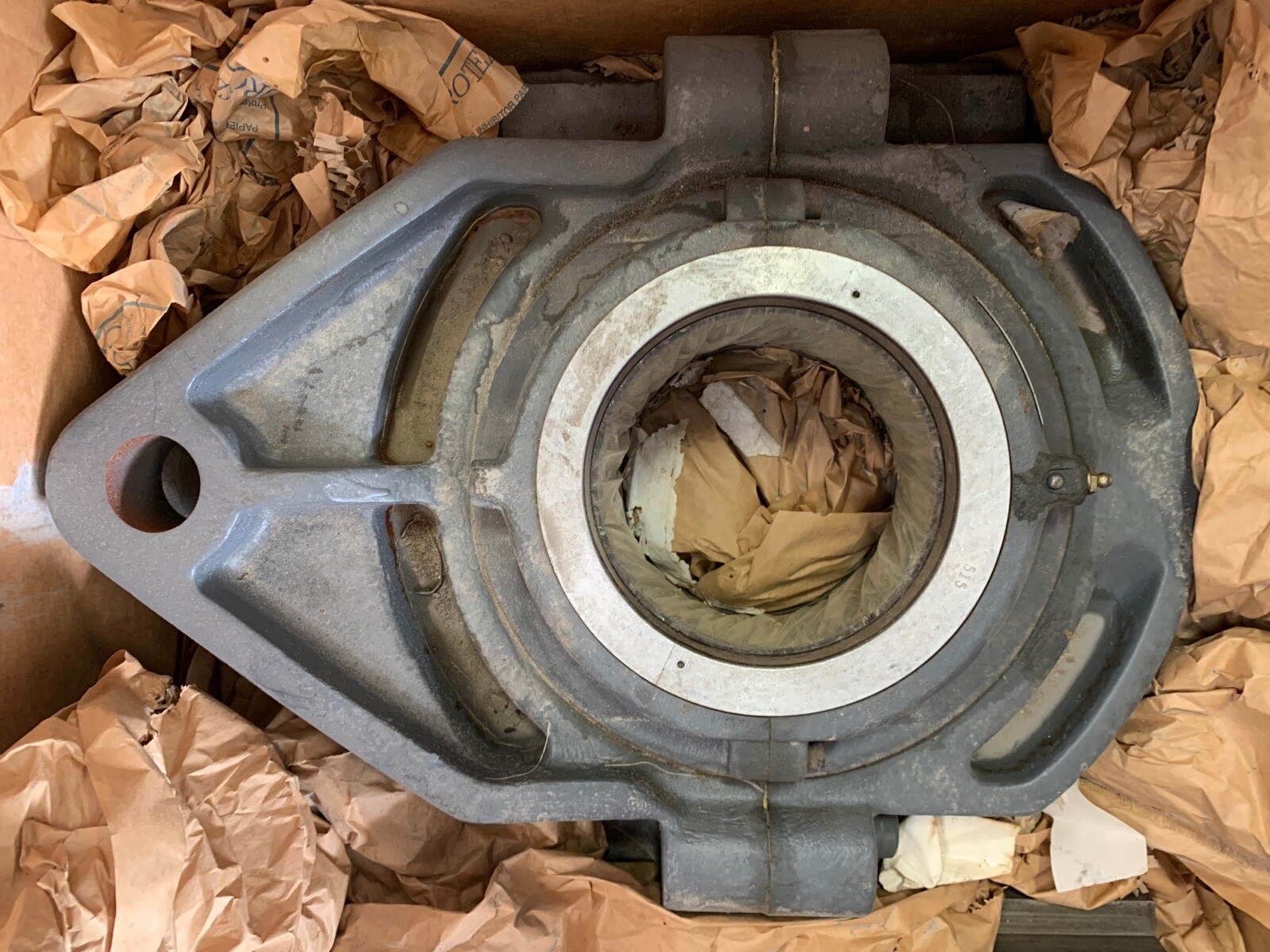 Cooper 100BCTT515GRAT Bearing; Split to Shaft; Take Up Unit