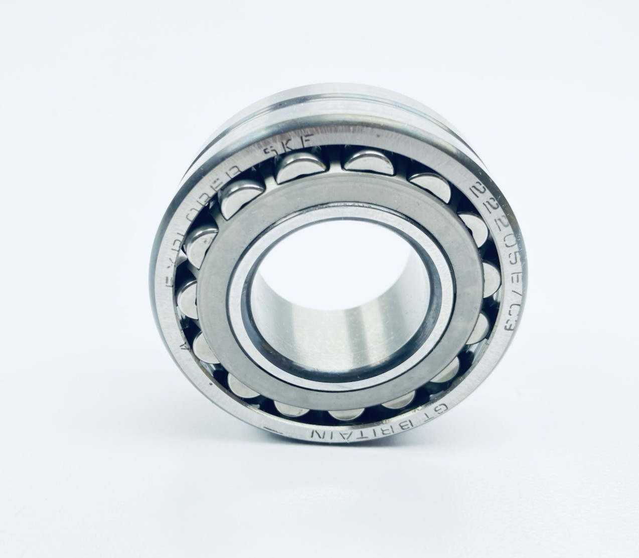 SKF 22205 E/C3 Spherical Roller Bearing 25mmId 52mmOd 18mmW C3 no Split