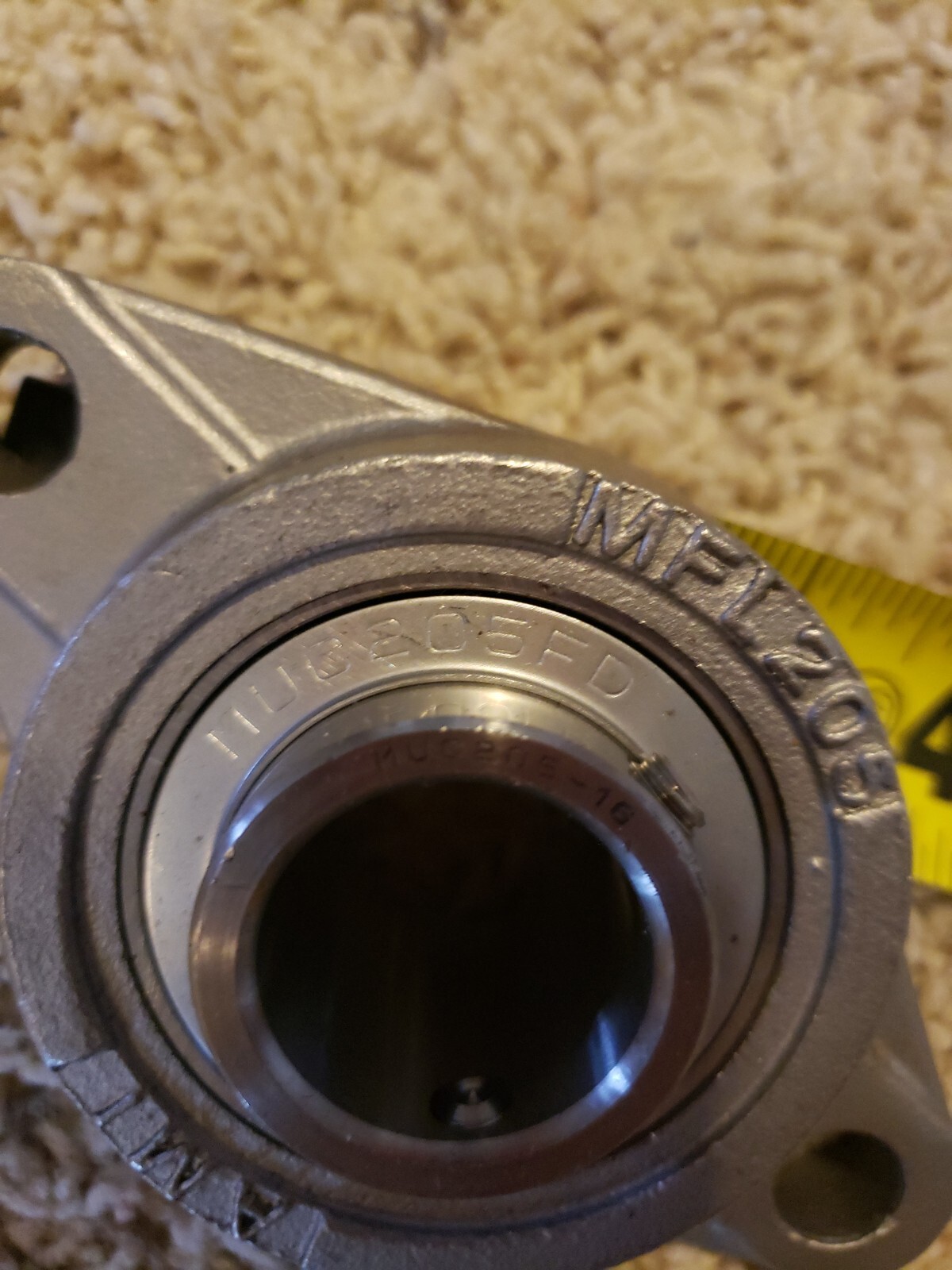 AMI BEARINGS MFL205 FLANGE BEARING with insert muc205fd * NEW NO BOX *