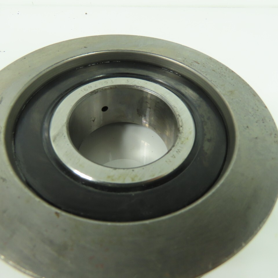 4-1/4″ OD Belt Roller Bearing 40mm Bore From Cat ND3000-36V Lot Of 2