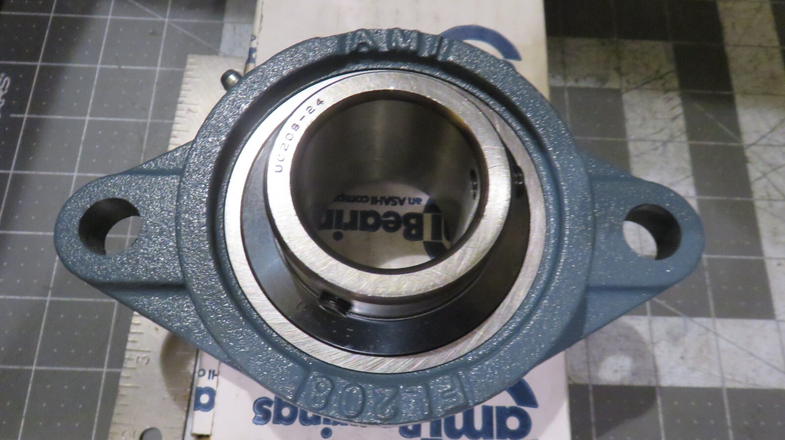AMI UCFL208-24 2 Bolt Flange-Mount Ball Bearing Unit 1-1/2″ Bore