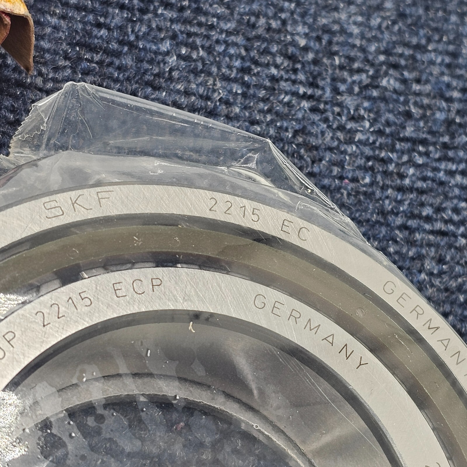 SKF NUP2215 ECP Single row cylindrical roller bearing NUP design