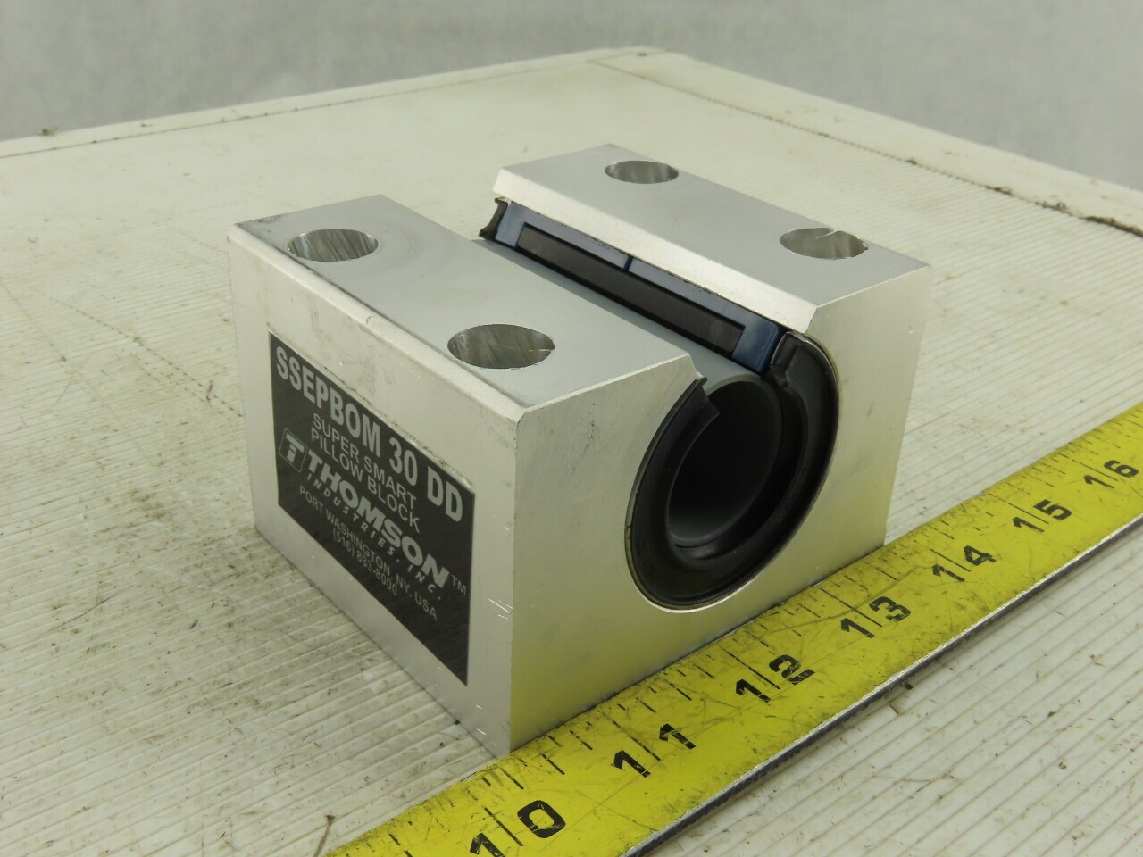 Thompson SSEPBOM30DD Pillow Block Linear Bearing 30mm Bore 79mm Length