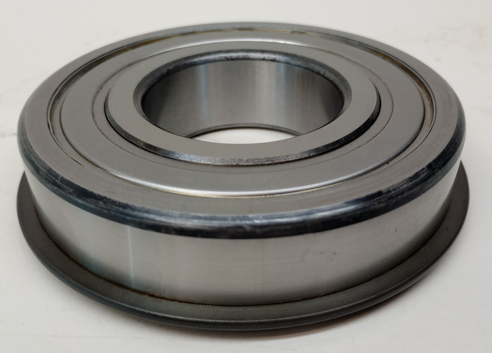 SKF 6311 ZNR Ball Bearing Deep Groove 55mm ID X 120mm OD X 29mm W 6311-ZNR