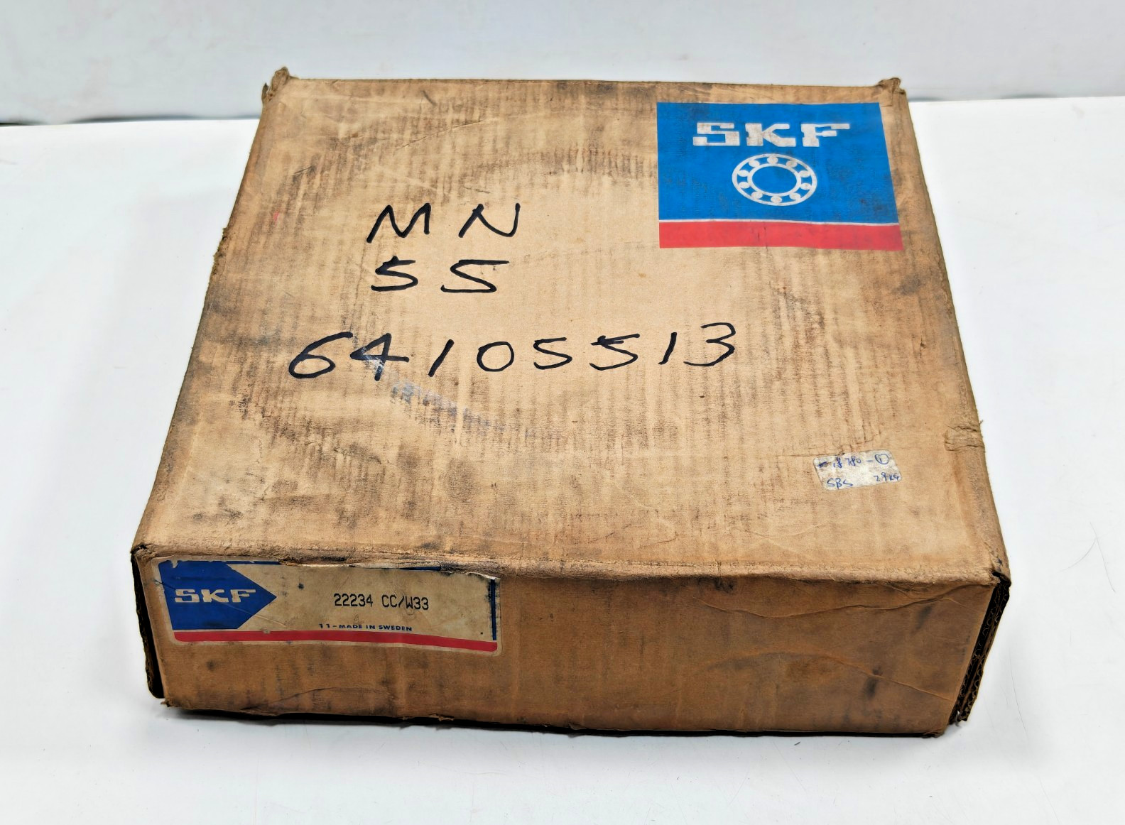 22234 CC/W33 SKF Spherical Roller Bearing SKF 22234CC/W33 Sweden 170x310x86mm