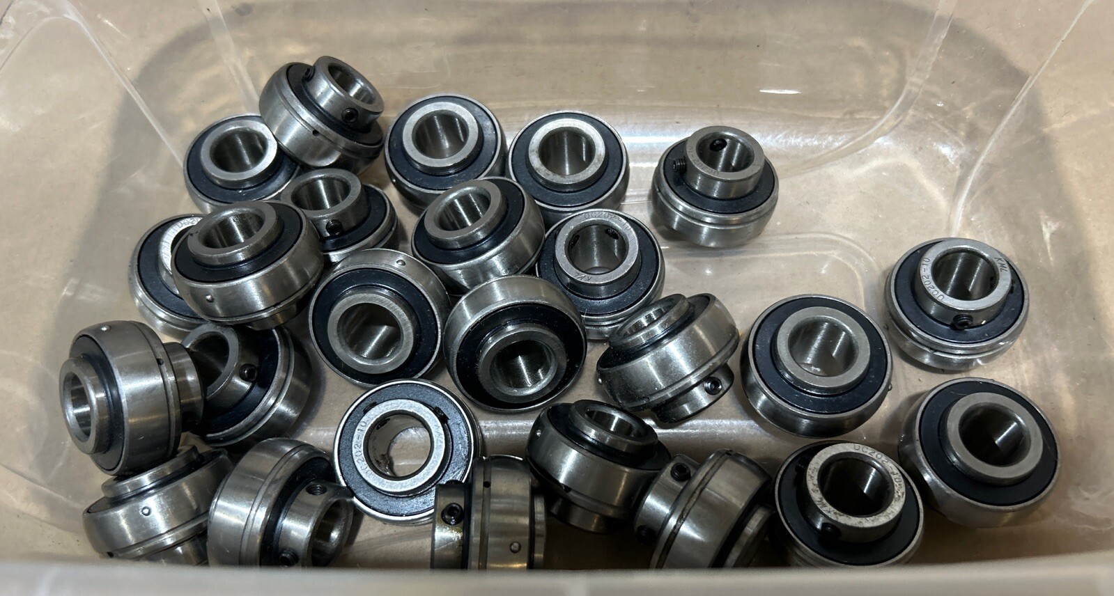 UC202-10S Wide Inner Ring Insert Bearing Lot of 25 5/8 40MM Sperical OD