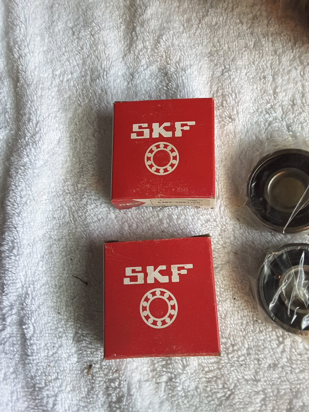 SKF 6305-2RS JEM lot of 2