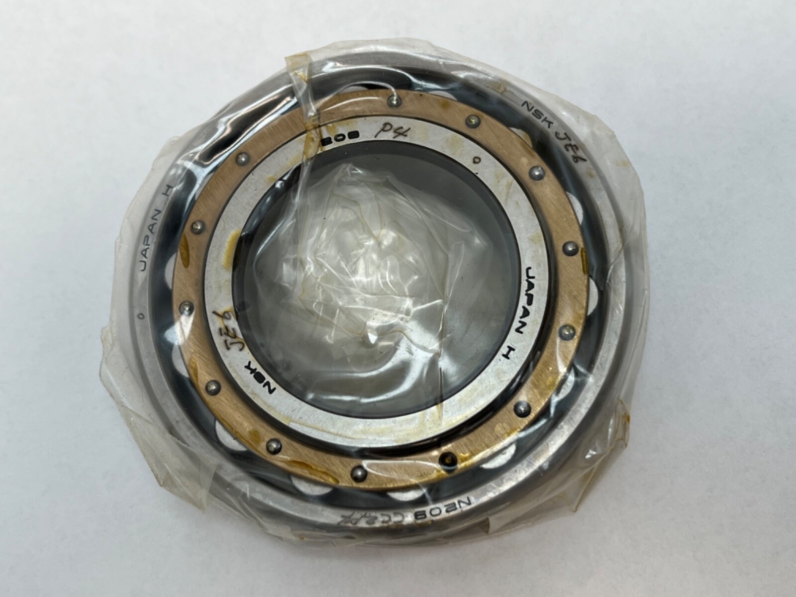NSK N209MCC2P4 Cylindrical Roller Bearing 45x85x19 mm N209 N-209-M-CC2-P4 Japan