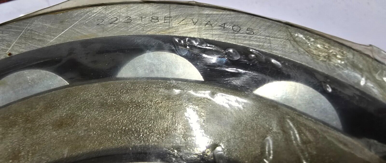 22318 E/VA405 SPHERICAL ROLLER BEARING NEW INDIA 90x190x64MM 22318E LOT OF 2pc