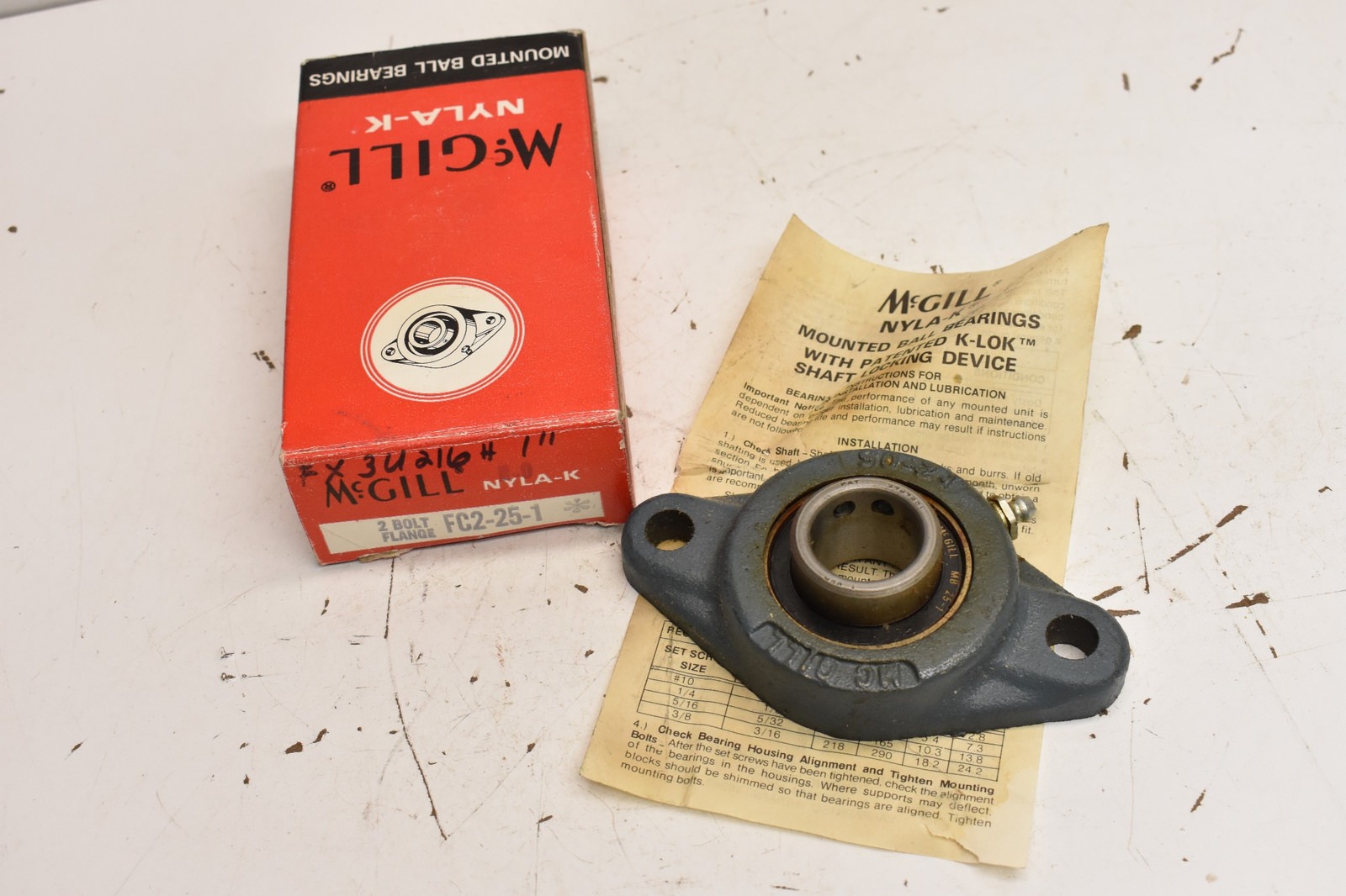 McGill Nyla-k 2 Bolt Flange Mounted Ball Bearing FC2-25-1
