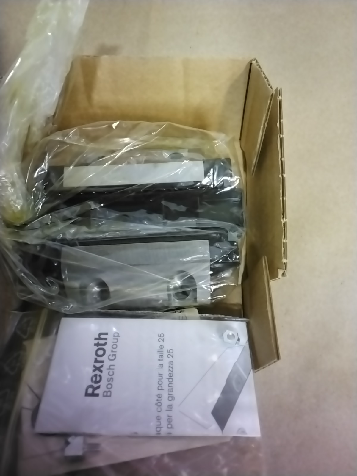 BOSCH REXROTH R169329410 KWC-025-FNN-C0-N-2 (CS) 0x0x0mm (1pc) New in stock a…