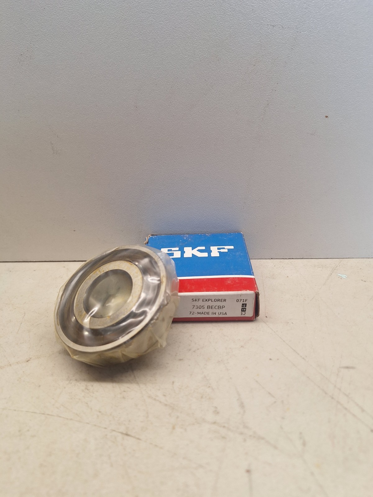 SKF 7305 BECBP Explorer Angular Contact Ball Bearing 25 x 62 x 17mm GENUINE USA
