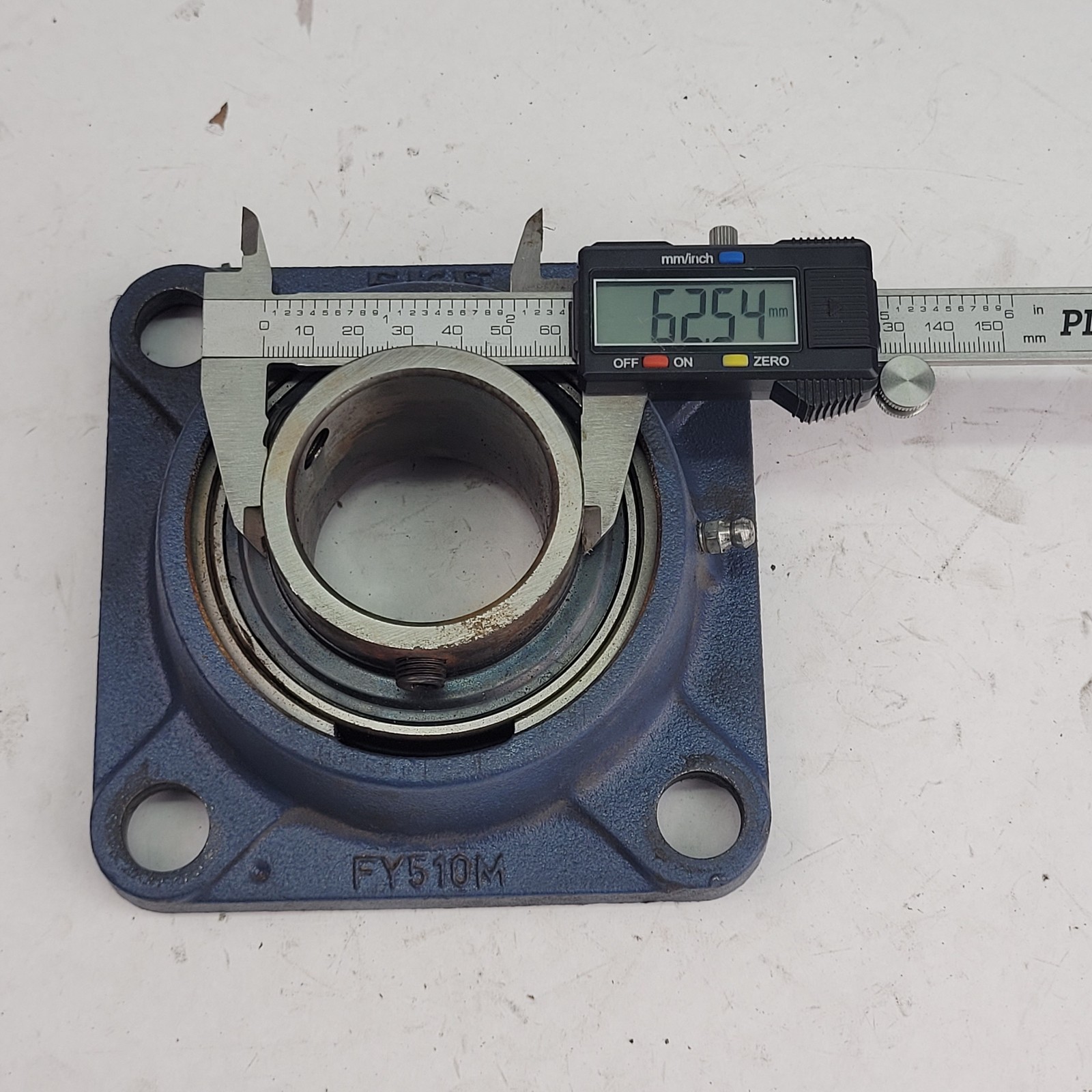 SKF YAR 210-2F Insert Ball Bearing W/FY510M Flange O.D. 62.50mm, I.D. 50mm
