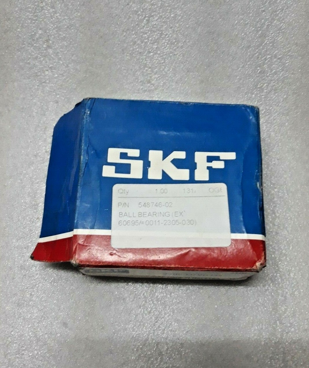 2305 M Self Aligning 25x62x24MM Deep Groove Radial Ball Bearings SKF NEW IN BOX